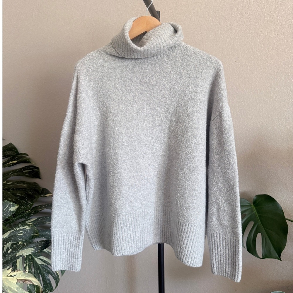 & Other Stories Paris Atelier Gray Boucle Turtleneck Sweater Size S Oversized